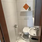 Victoria Apartment *